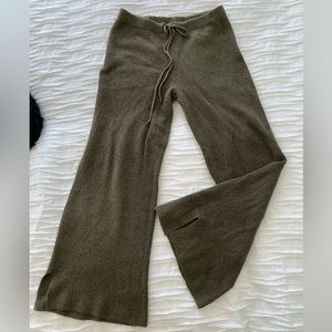 Aerie knit flare lounge pants, olive green, size medium